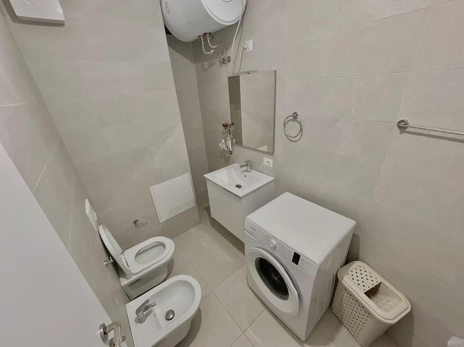 Coral Apartment - City Center Tiranë Luaran gambar