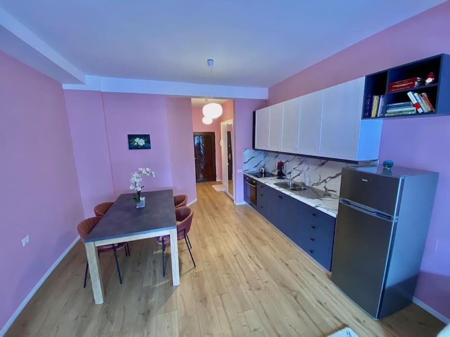 Coral Apartment - City Center Tiranë Luaran gambar